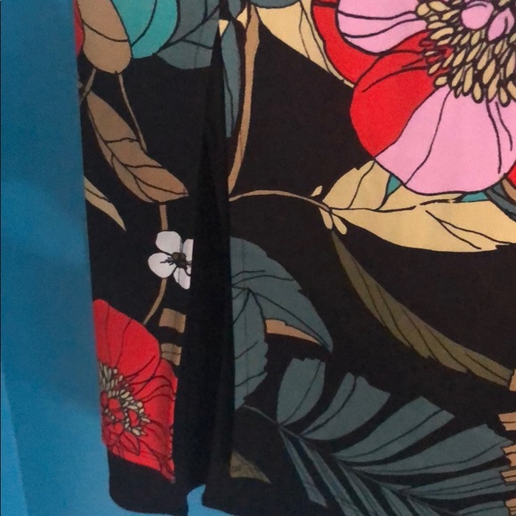 Guess pencil skirt - Picture 2 of 4